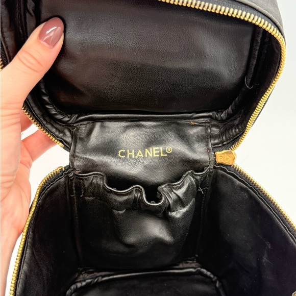 CHANEL Black Cosmetic Case with Gold Zipper - Picture 10 of 12